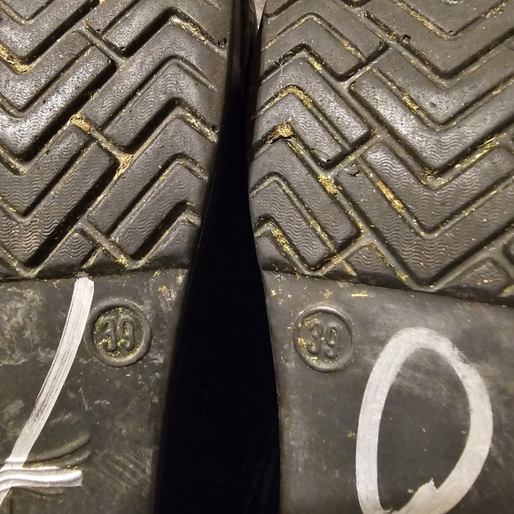 Clogs - Picture 4 of 4